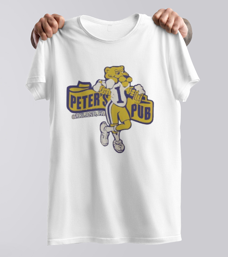 Peter's Pub Oakland PA Mascot Number One With Beer Stein T-Shirt