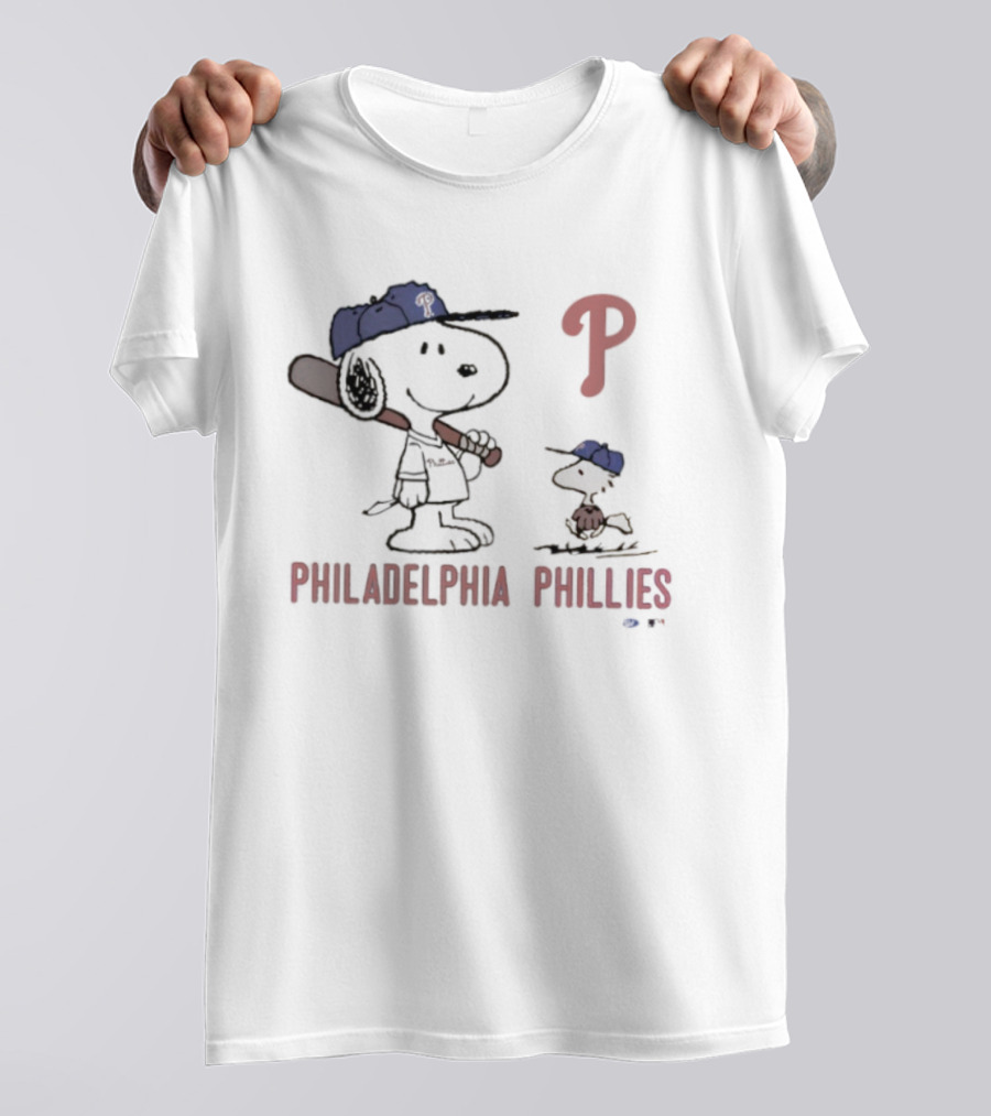 Philadelphia Phillies Peanuts Snoopy Woodstock Baseball Team Fan Gear T-Shirt