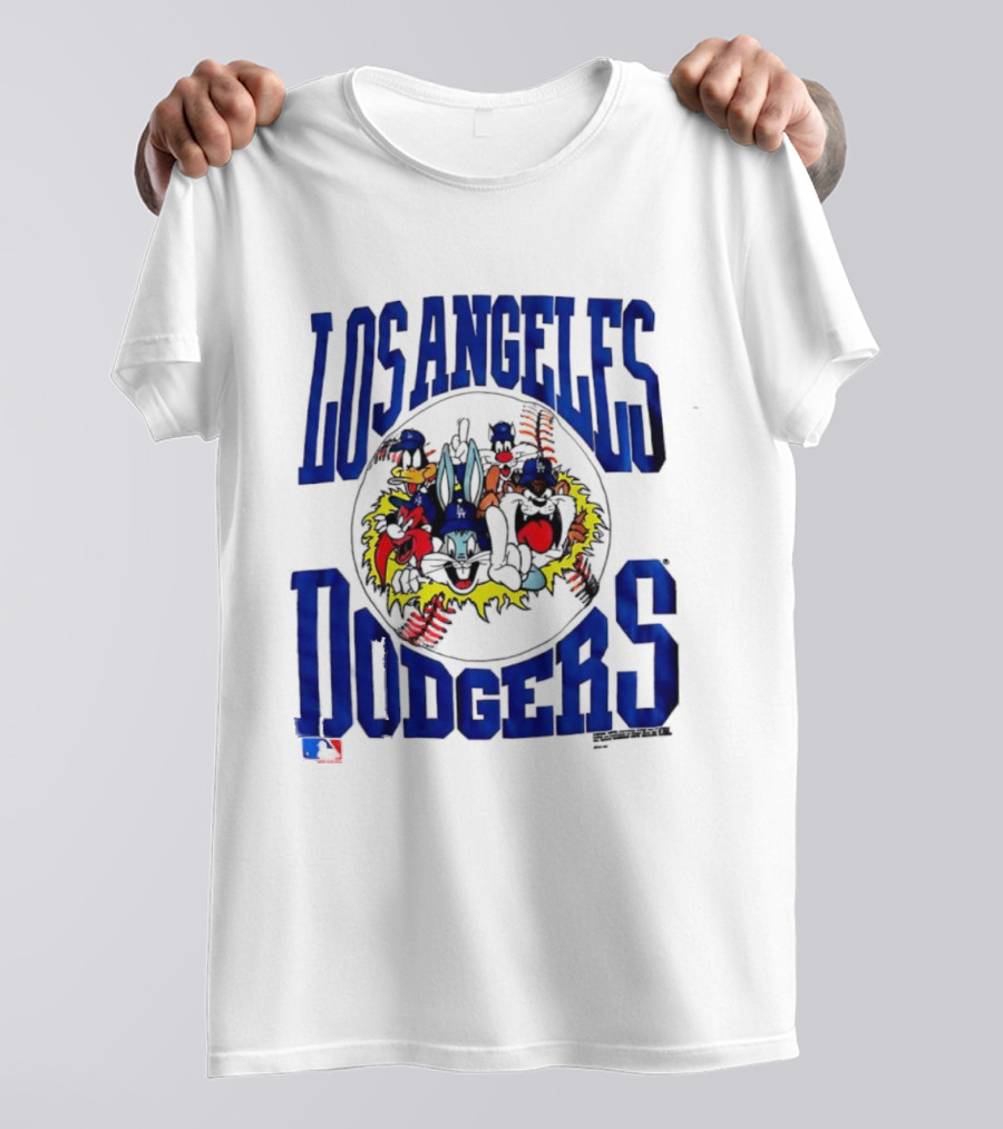 Los Angeles Dodgers Looney Tunes Vintage Characters T-Shirt