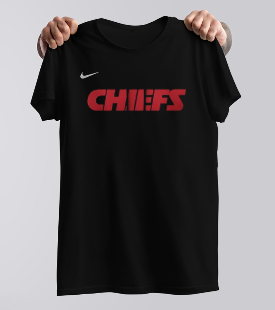 Kansas City Chiefs Motley Crue The Return Of The Carnival Of Sin Tour Nike Chiefs T-Shirt