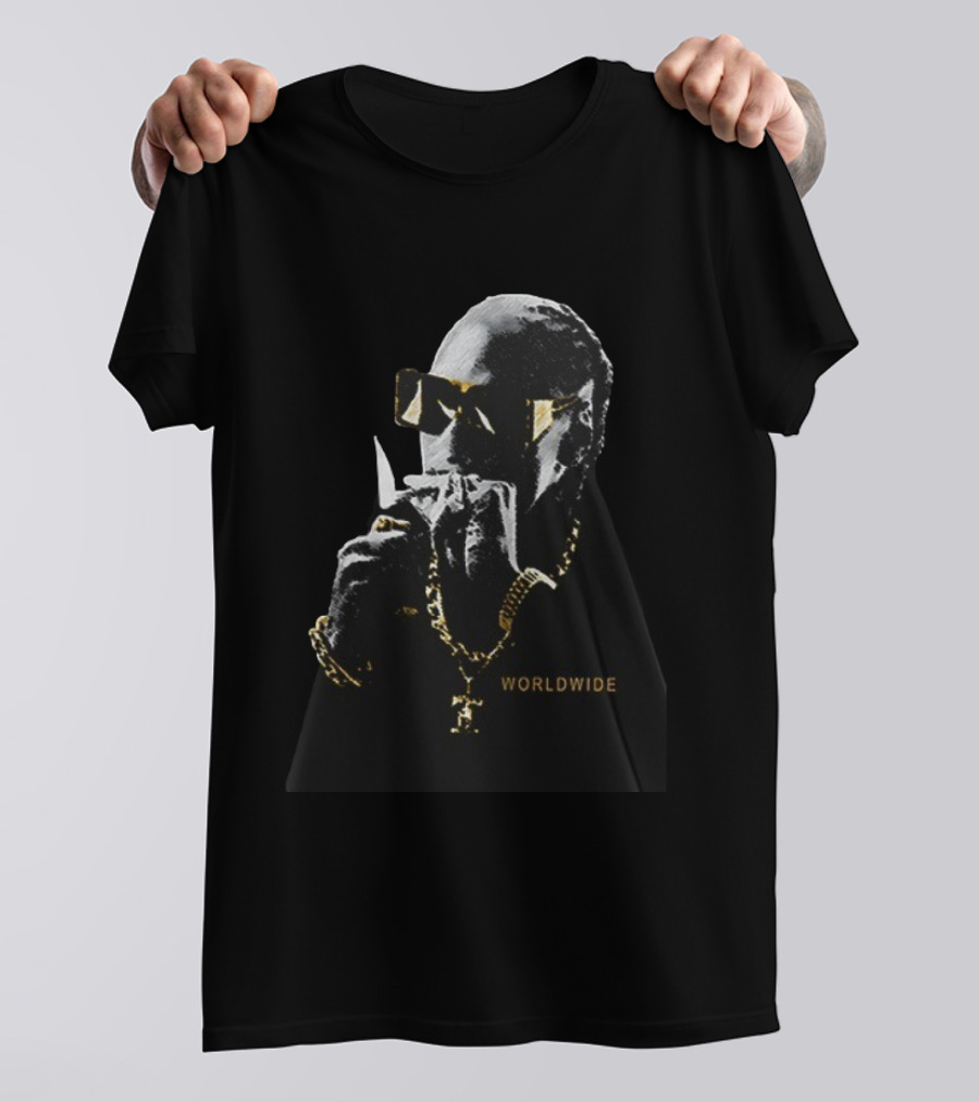 Snoop Dogg Worldwide Paisley Sunglasses Chain T-Shirt