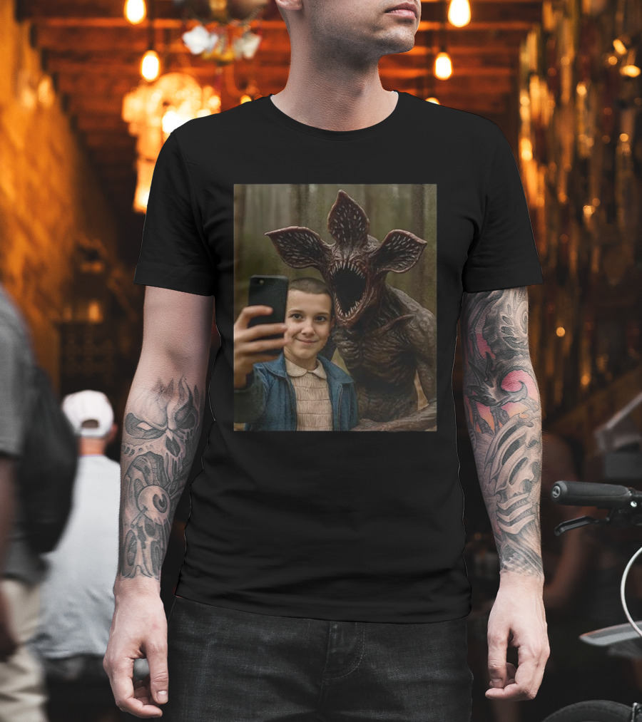 Stranger Things Eleven Demogorgon Selfie Meme Viral Fan Favorite Moment Iconic Scene T-Shirt