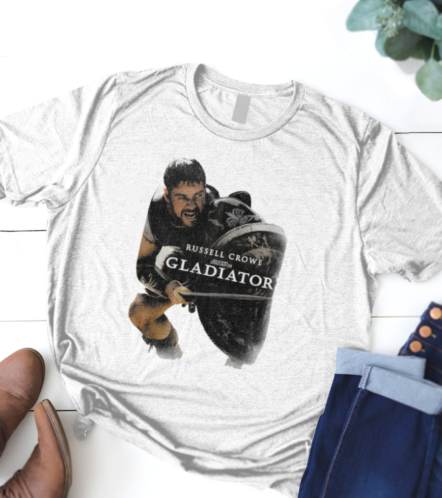 Russell Crowe Gladiator Ridley Scott Movie Character Shield Sword T-Shirt