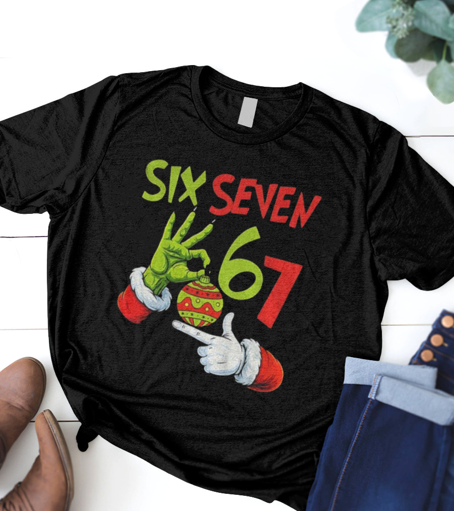 Six Seven 67 Grinch Christmas Bauble Merry Christmas T-Shirt