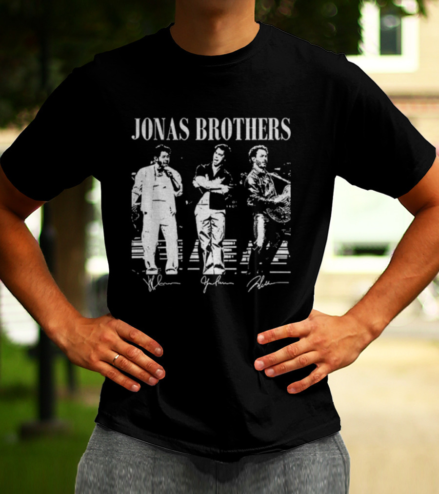 Jonas Brothers Vintage Tour 20th 2025 Signature Music T-Shirt