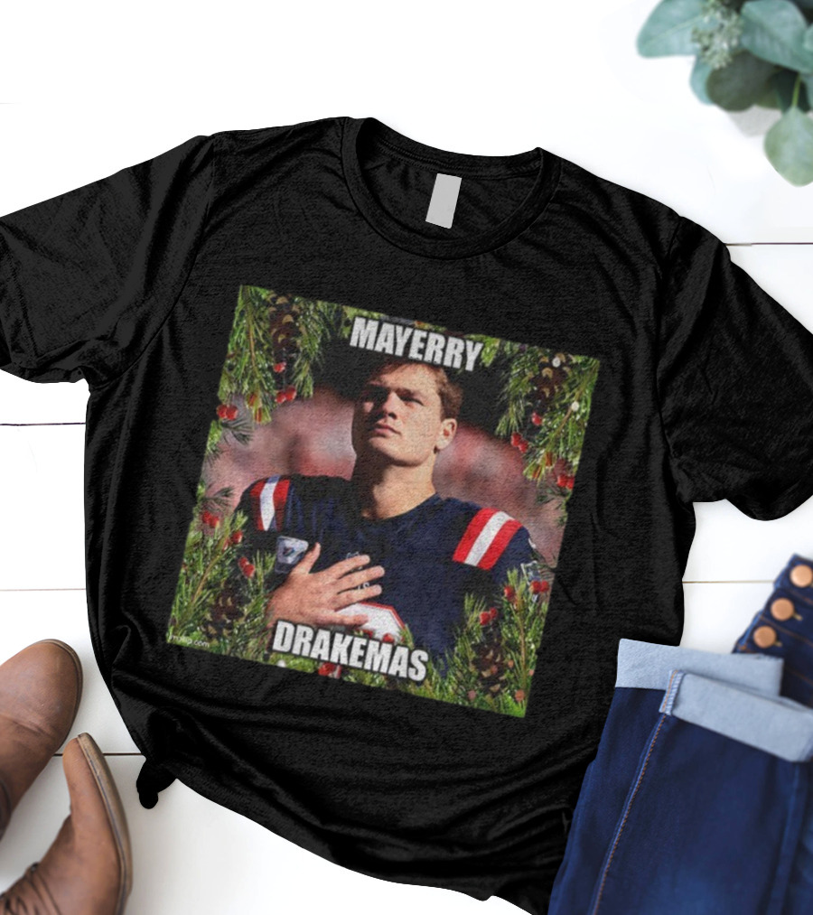 Mayerry Drakemas Football Christmas Evergreen Garland T-Shirt
