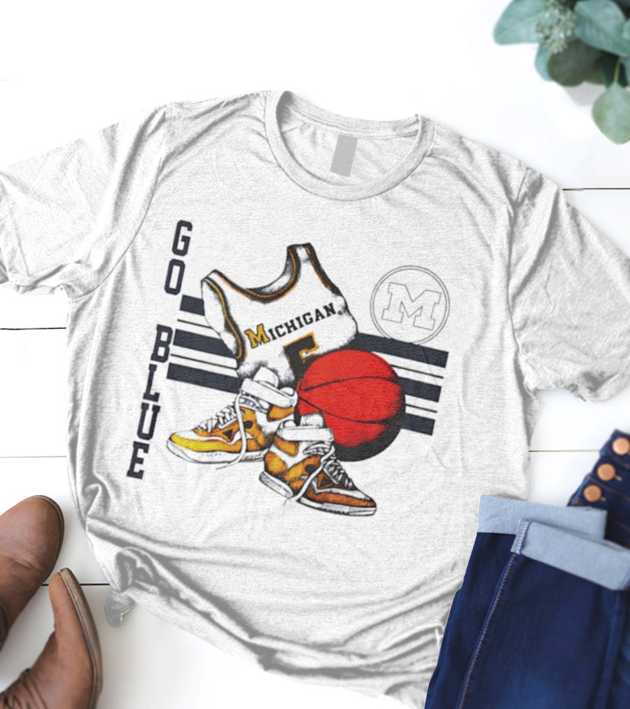 Michigan Wolverines Basketball Go Blue Vintage M T-Shirt