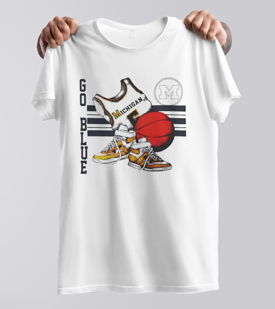Michigan Wolverines Basketball Go Blue Vintage M T-Shirt