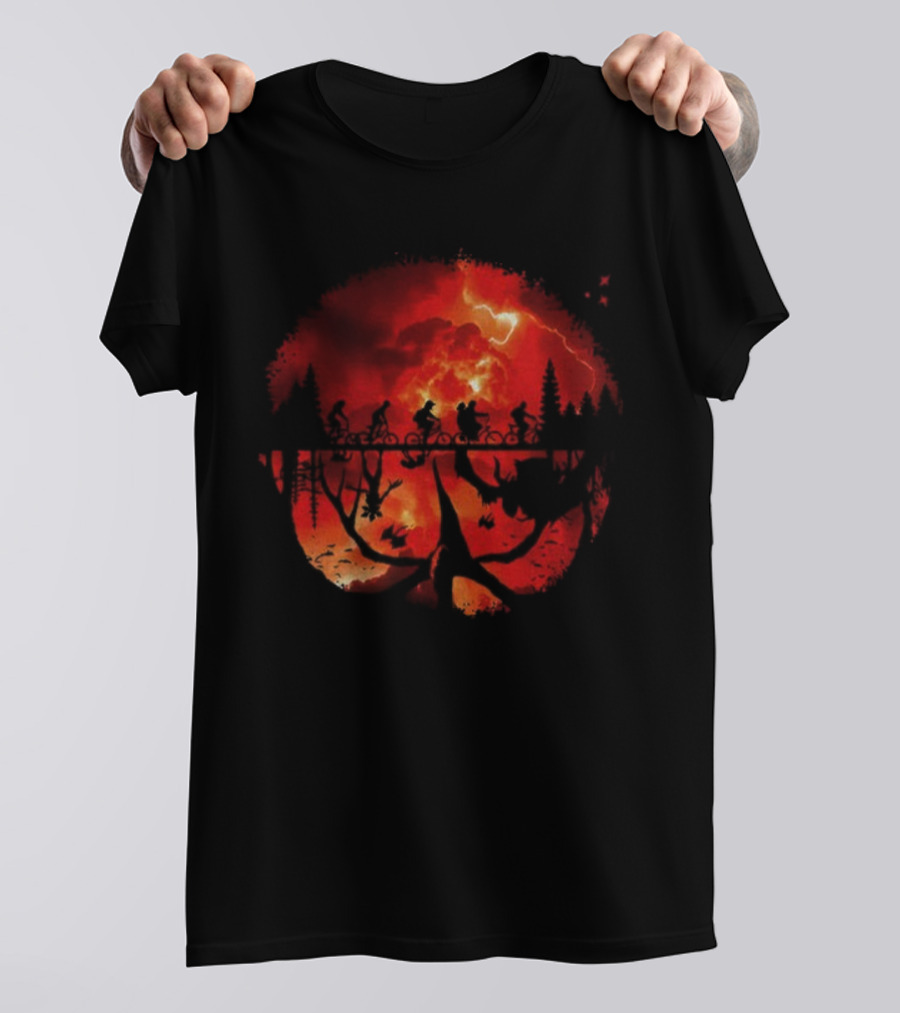 Welcome To The Upside Down 80s Horror TV Show Sunset Scene T-Shirt