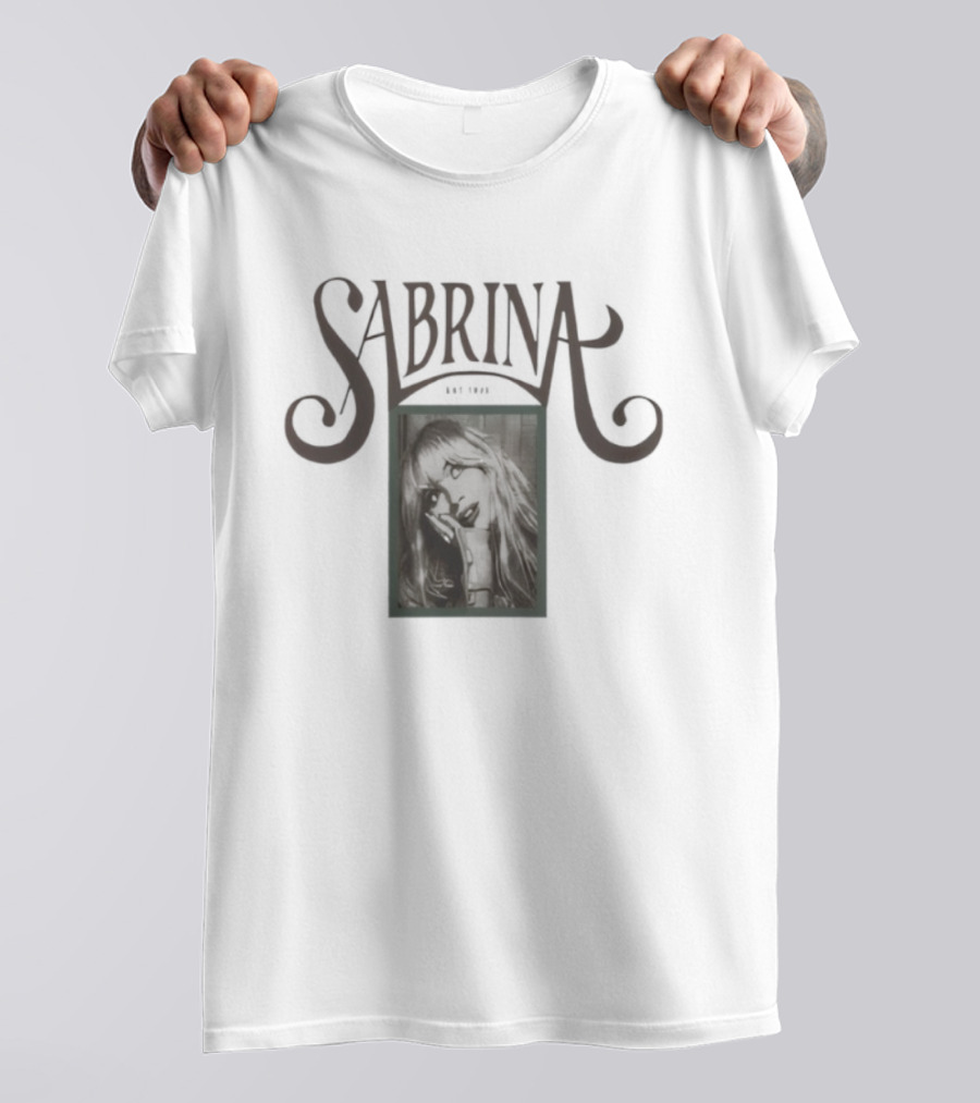 Sabrina Carpenter Jual Boxy Est 1999 Vintage Style Retro Look T-Shirt