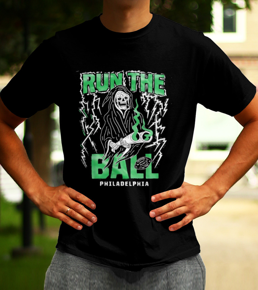Philadelphia Grim Reaper Run The Ball Football Halloween T-Shirt