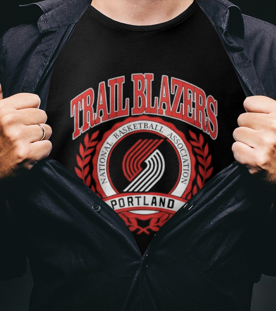 Portland Trail Blazers Crest National Basketball Association T-Shirt