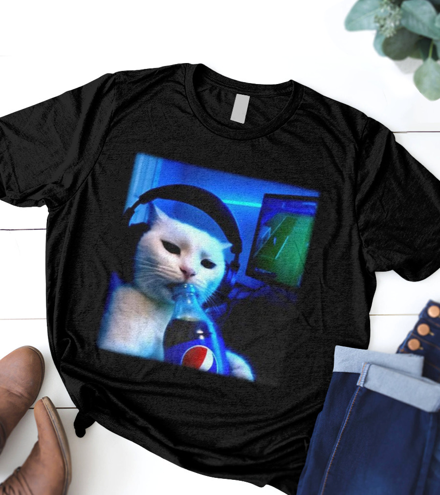 Cat Wearing Headphones Drinking Pepsi Gaming Meme T-Shirt