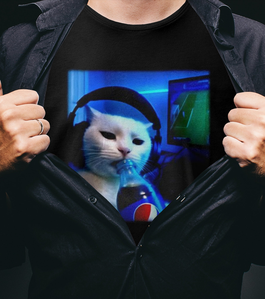Cat Wearing Headphones Drinking Pepsi Gaming Meme T-Shirt