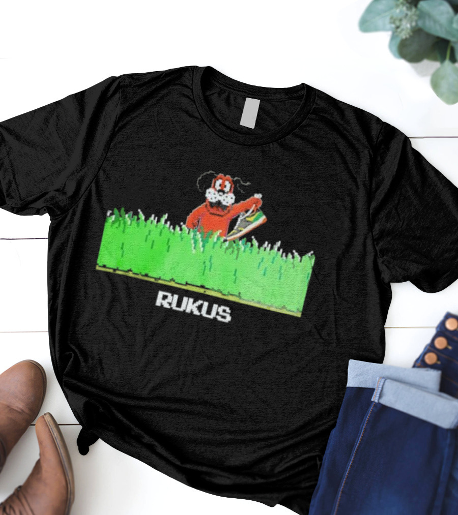 Rukus Iconic Dog Hunter Sneaker Chase T-Shirt