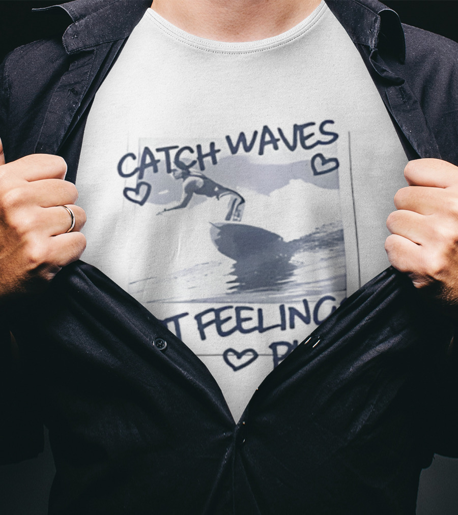 Catch Waves Not Feelings Pink Surfing Coastal Vibes Heart Symbol T-Shirt