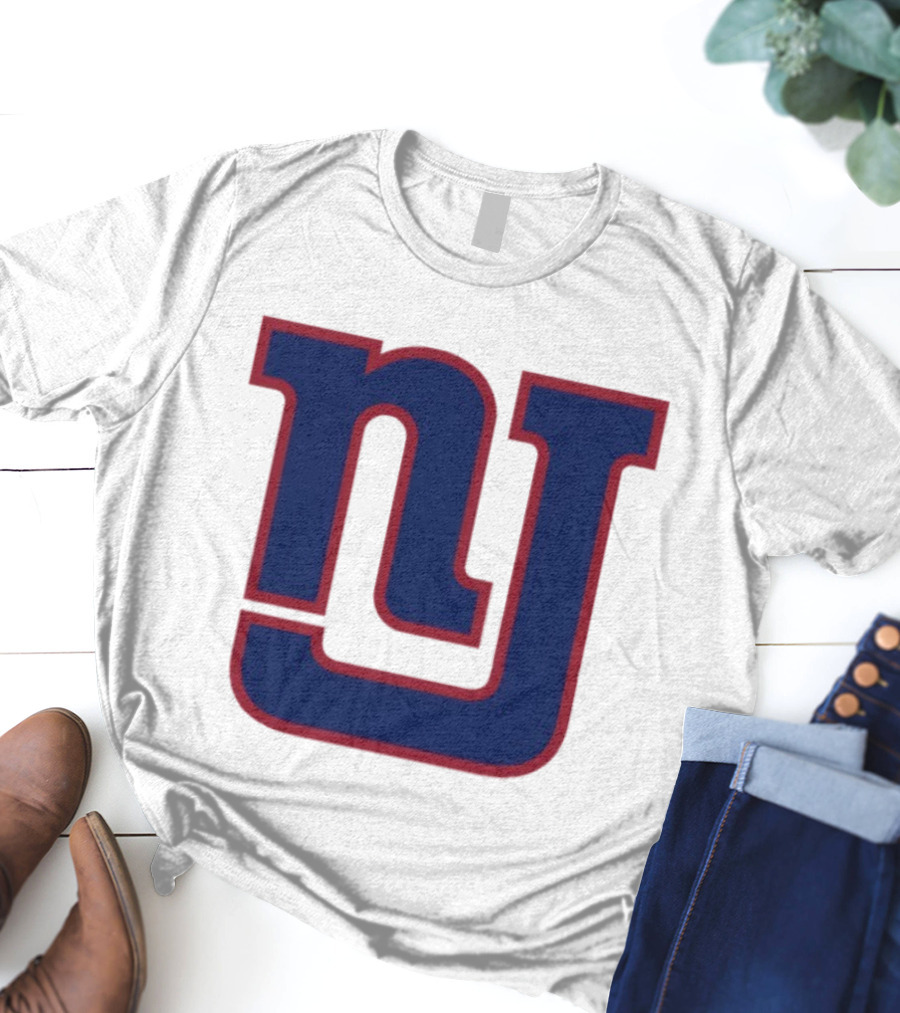 New York Giants NY Style Twist Iconic Emblem Football Team T-Shirt