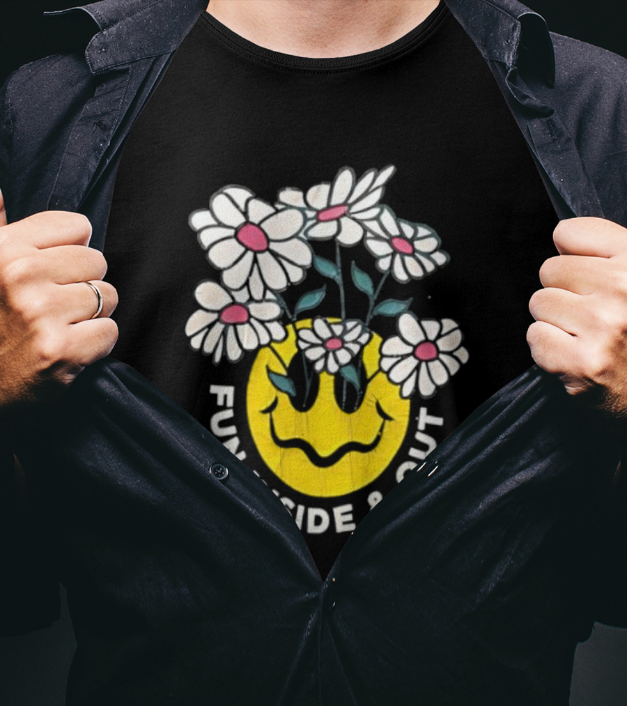 Fun Inside And Out Yellow Smiley Face With Daisies T-Shirt