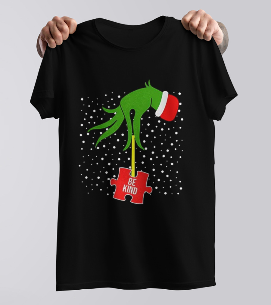 Be Kind Grinch Hand Holding Christmas Autism Awareness Puzzle Piece T-Shirt