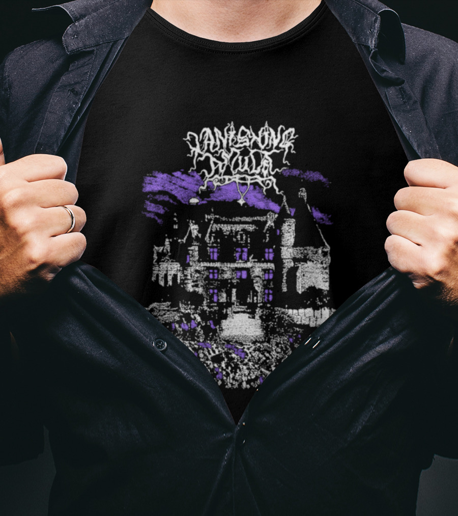 Vanishing Amulet Crumbled Estate Gothic Mansion Art T-Shirt