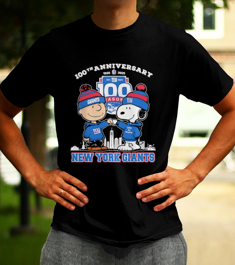Snoopy And Charlie Brown New York Giants 100th Anniversary 1925 To 2025 T-Shirt