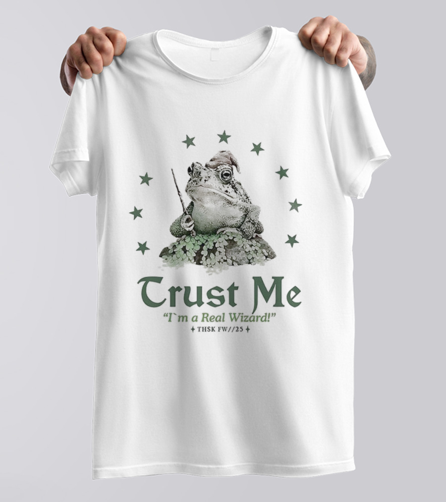 Trust Me Frog I'm A Real Wizard Magical Starry Frog Wizardry T-Shirt
