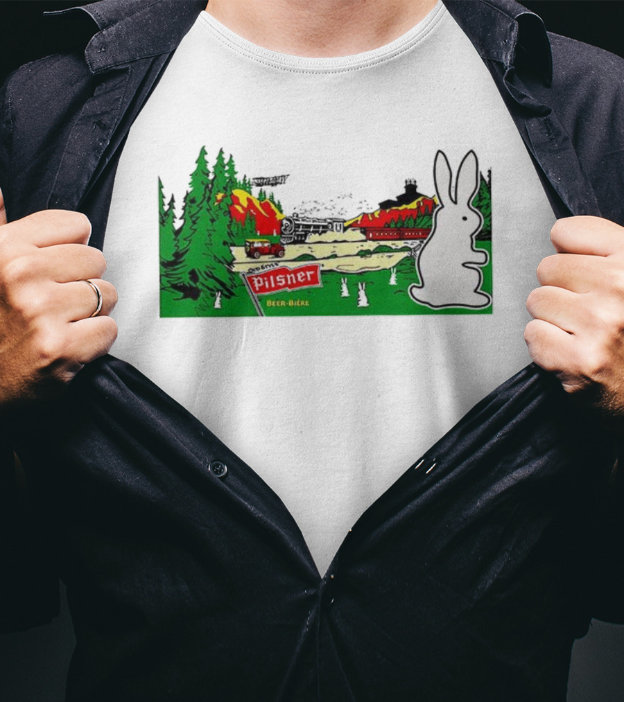 Old Style Pilsner Beer Bière Vintage Cartoon Rabbit Forest Scene T-Shirt