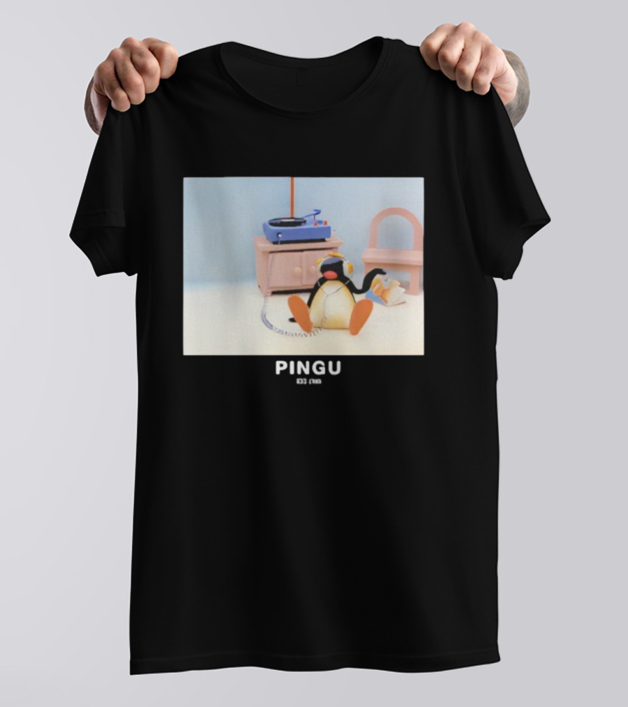 Pingu Chill 1986 Retro Music Vibes T-Shirt