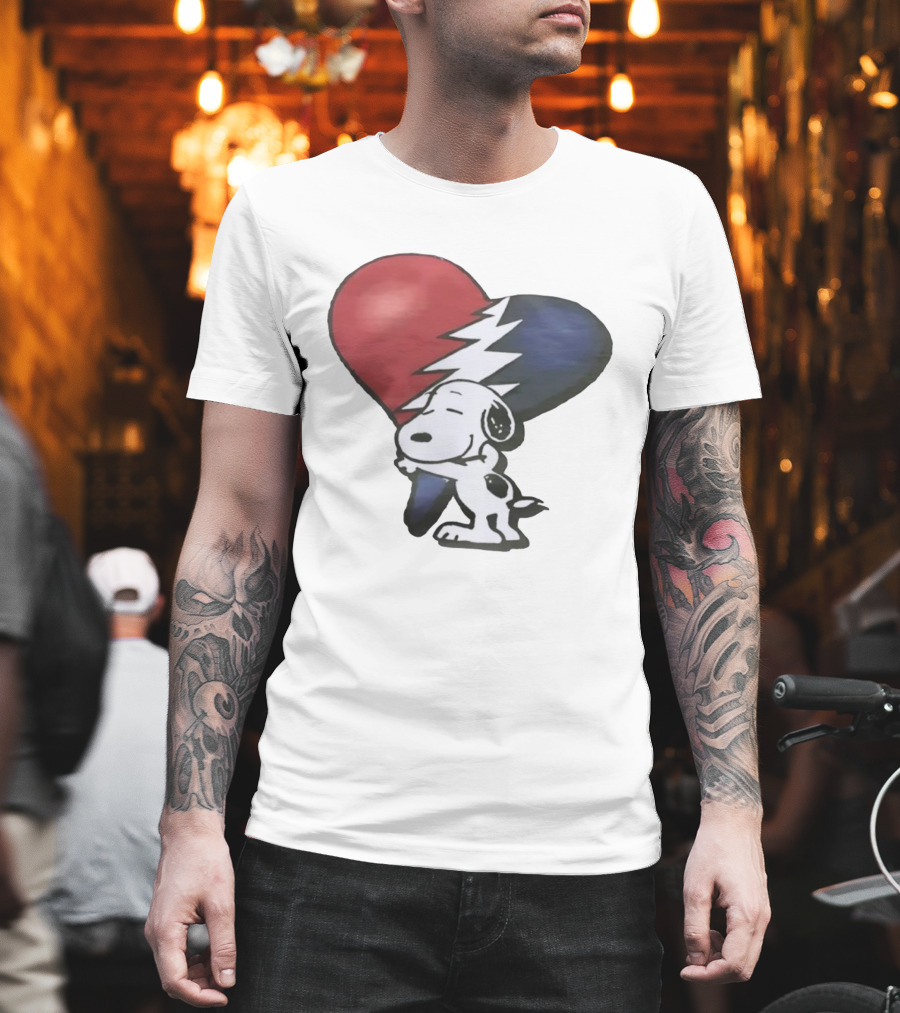 Snoopy Hug Heart Grateful Dead Lightning Bolt T-Shirt