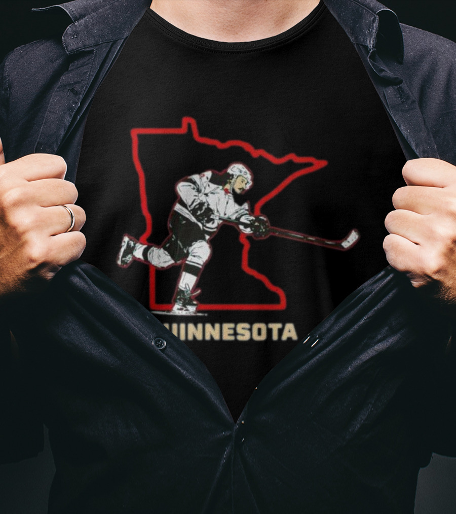 Quinnesota Minnesota Wild Map Hockey Player Graphic Quinn Hughes T-Shirt