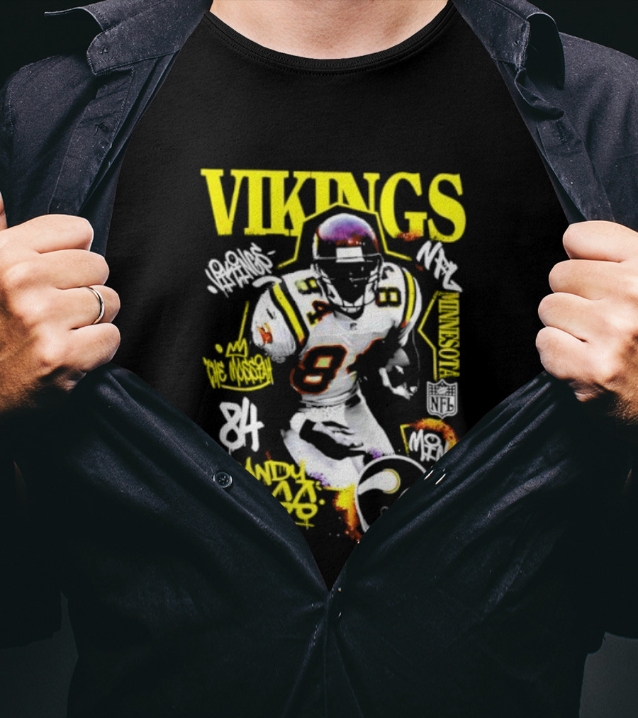 Vikings Randy Moss 84 Star Player Minnesota Football Legend T-Shirt