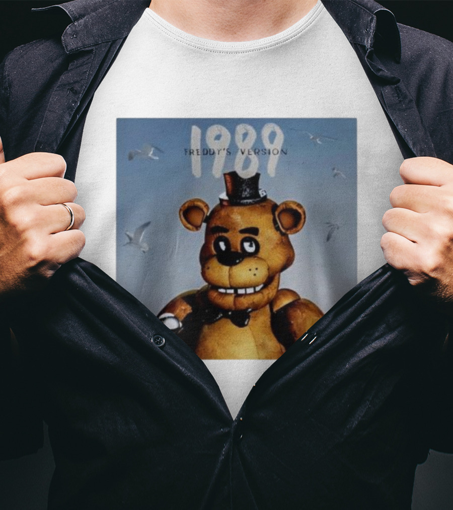 1989 Freddy's Version Bear With Microphone And Seagulls T-Shirt