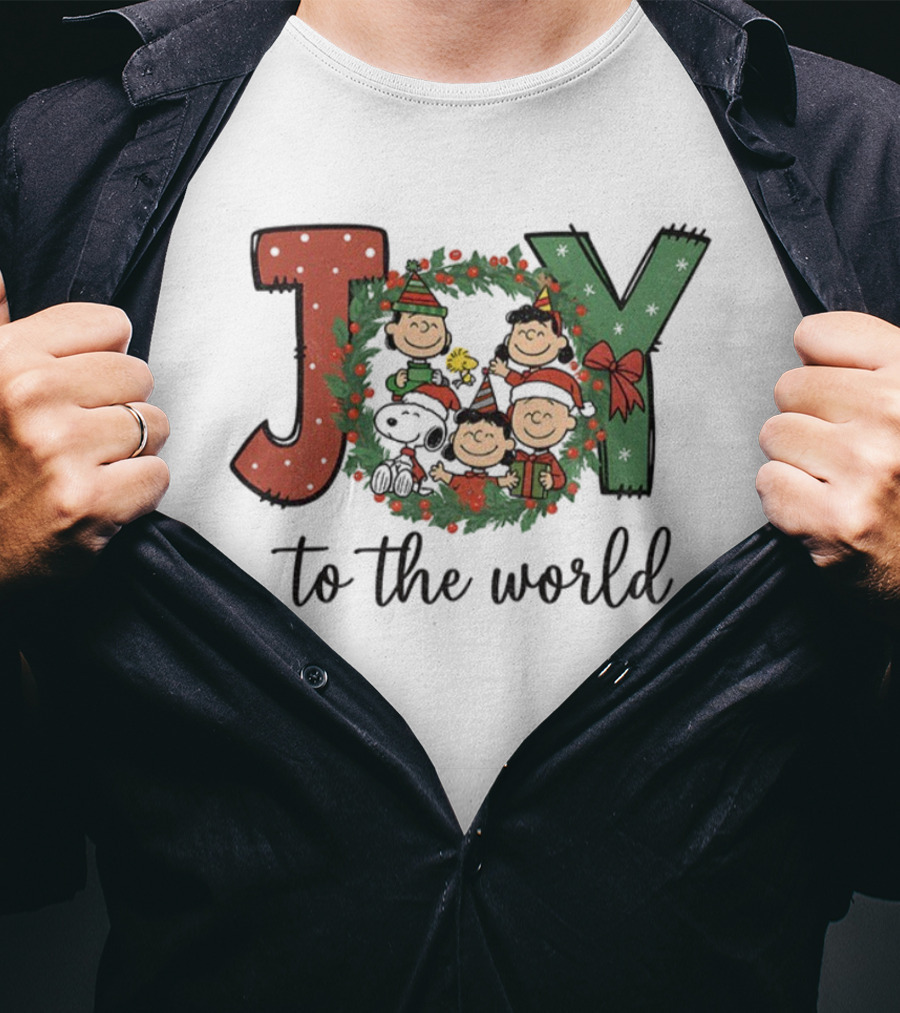 Snoopy Peanuts Joy To The World Christmas Wreath T-Shirt