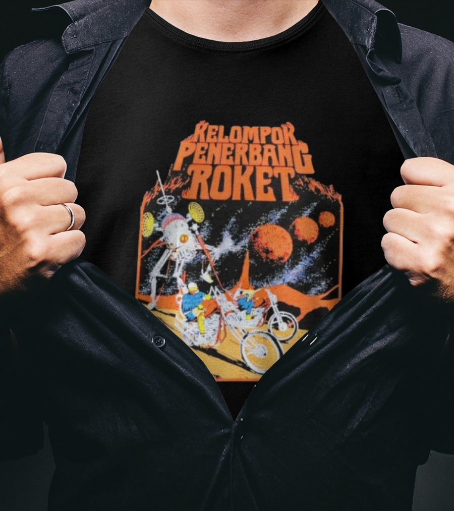 Kelompor Penerbang Roket Astronauts On Motorbikes With Mars And Spacecraft T-Shirt