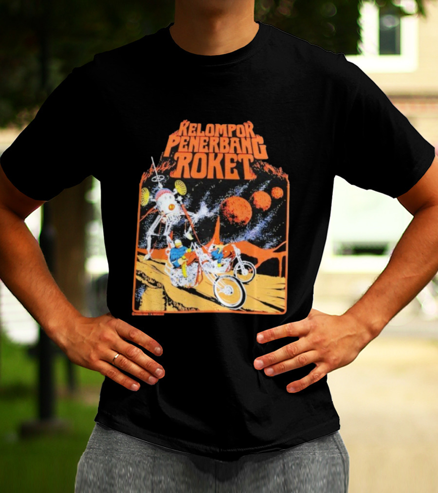 Kelompor Penerbang Roket Astronauts On Motorbikes With Mars And Spacecraft T-Shirt