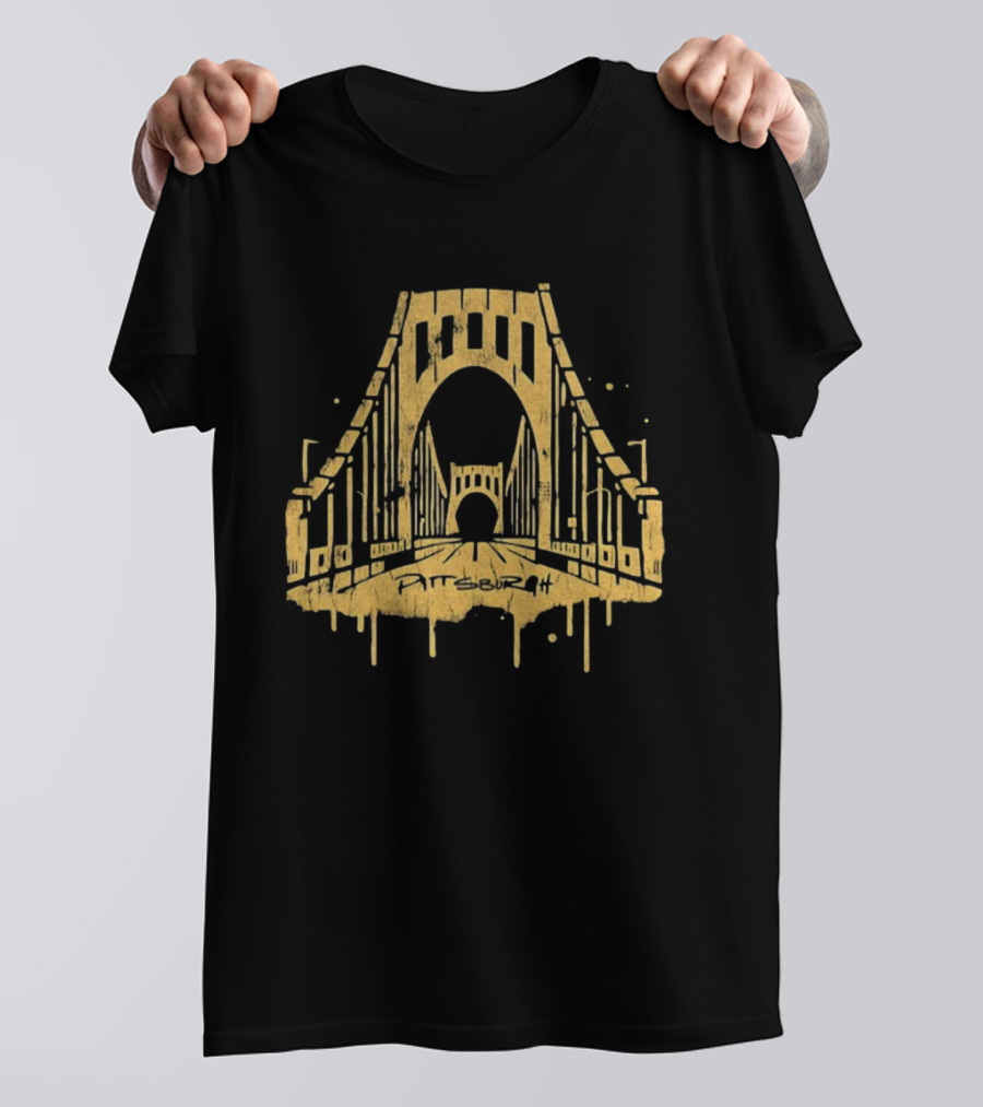 Bridge Graffiti Pittsburgh Steelers City Football Vintage T-Shirt