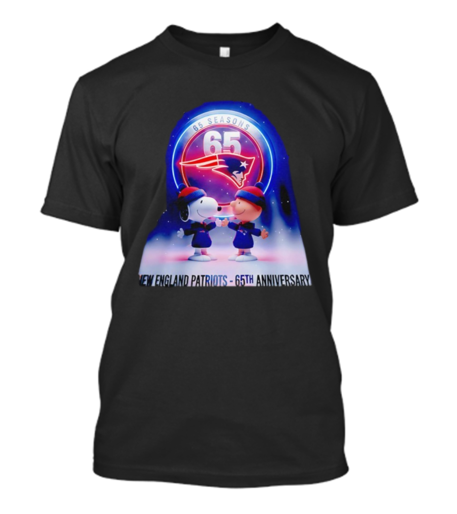 New England Patriots 65 Seasons Snoopy Charlie Brown 65th Anniversary 1960 2025 T-Shirt
