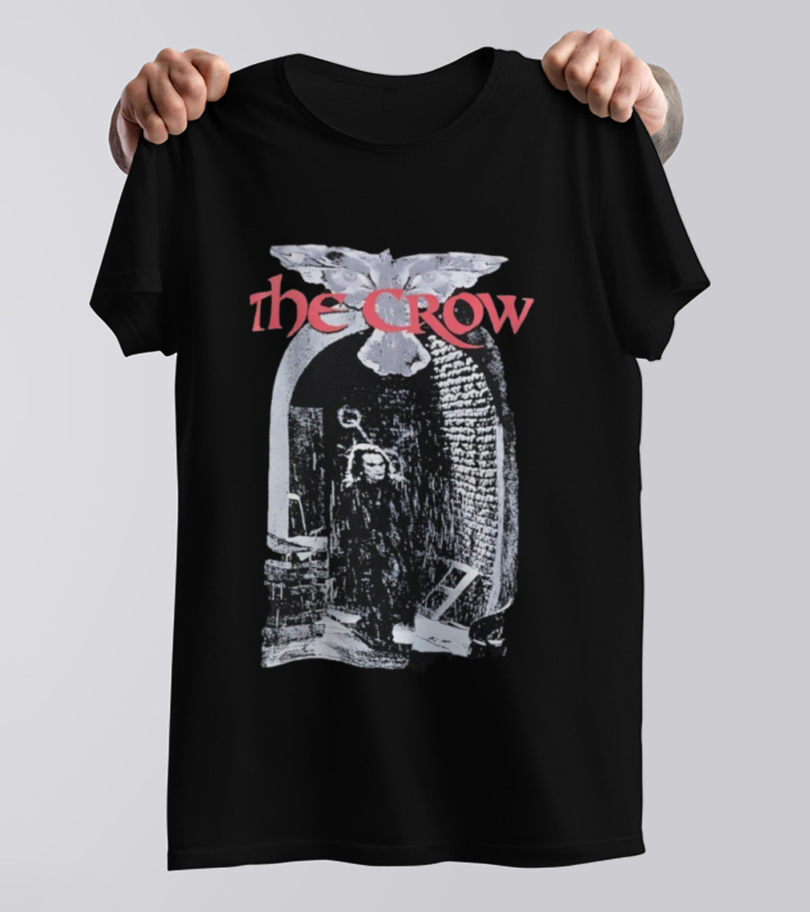 The Crow Gothic Archway Scene Vintage Horror Movie Character T-Shirt