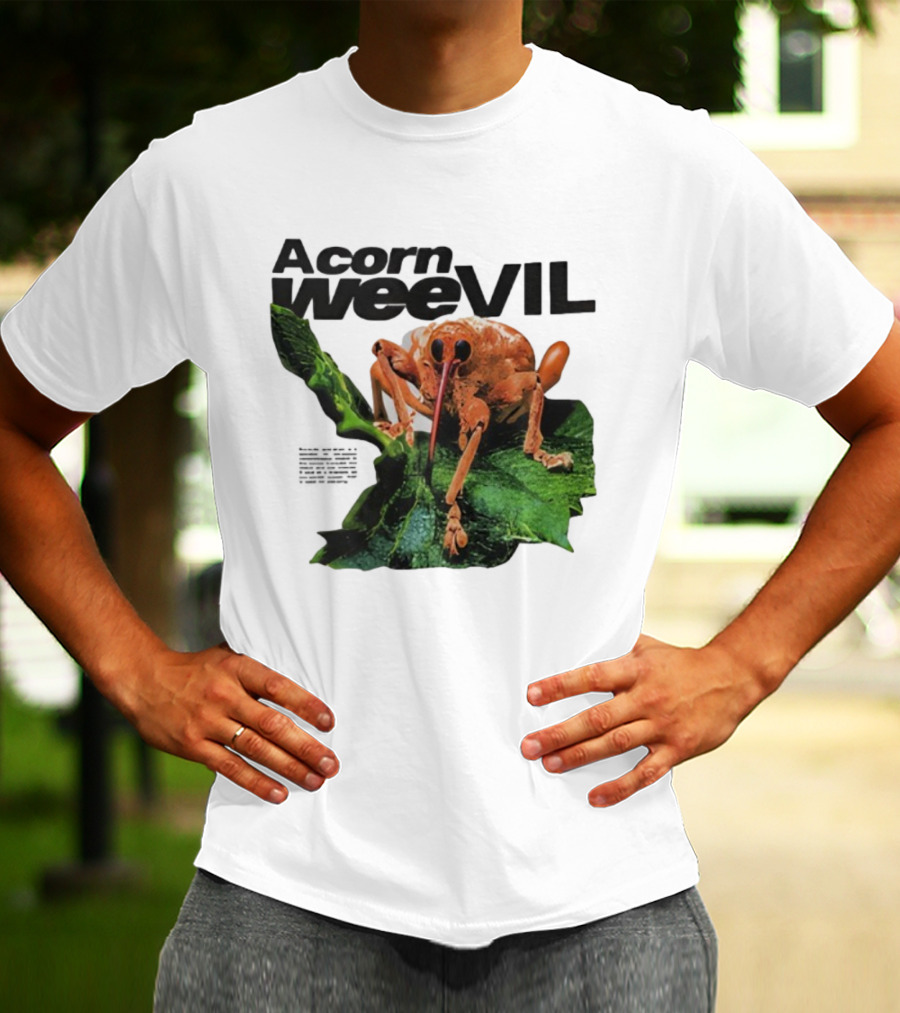 Acorn Weevil On Leaf Close-Up Stare T-Shirt