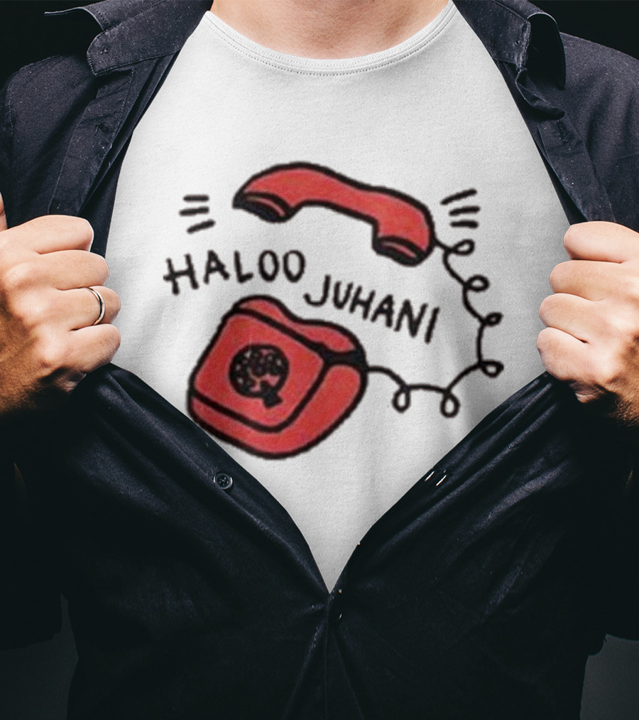 Haloo Juhani Retro Red Telephone Art T-Shirt