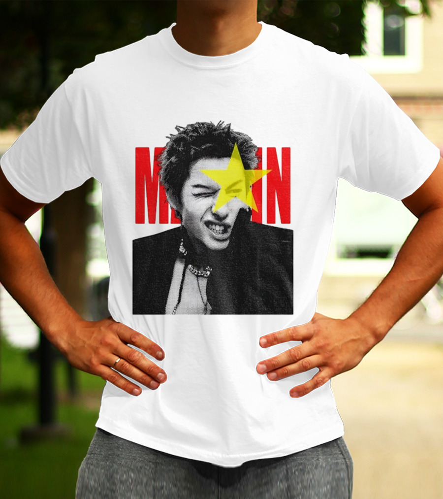 Martin Cortis Vintage Kpop Star 90s Style Iconic Yellow Star T-Shirt