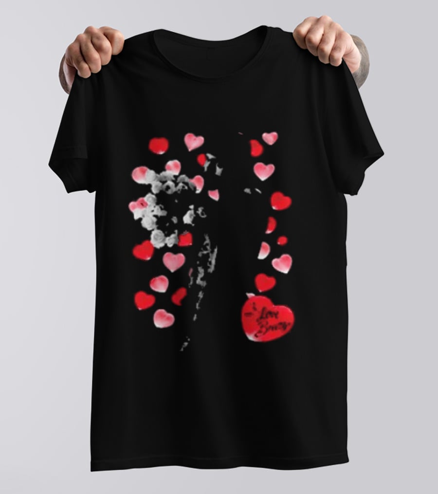 Chris Brown I Love Breezy Heart Petals T-Shirt