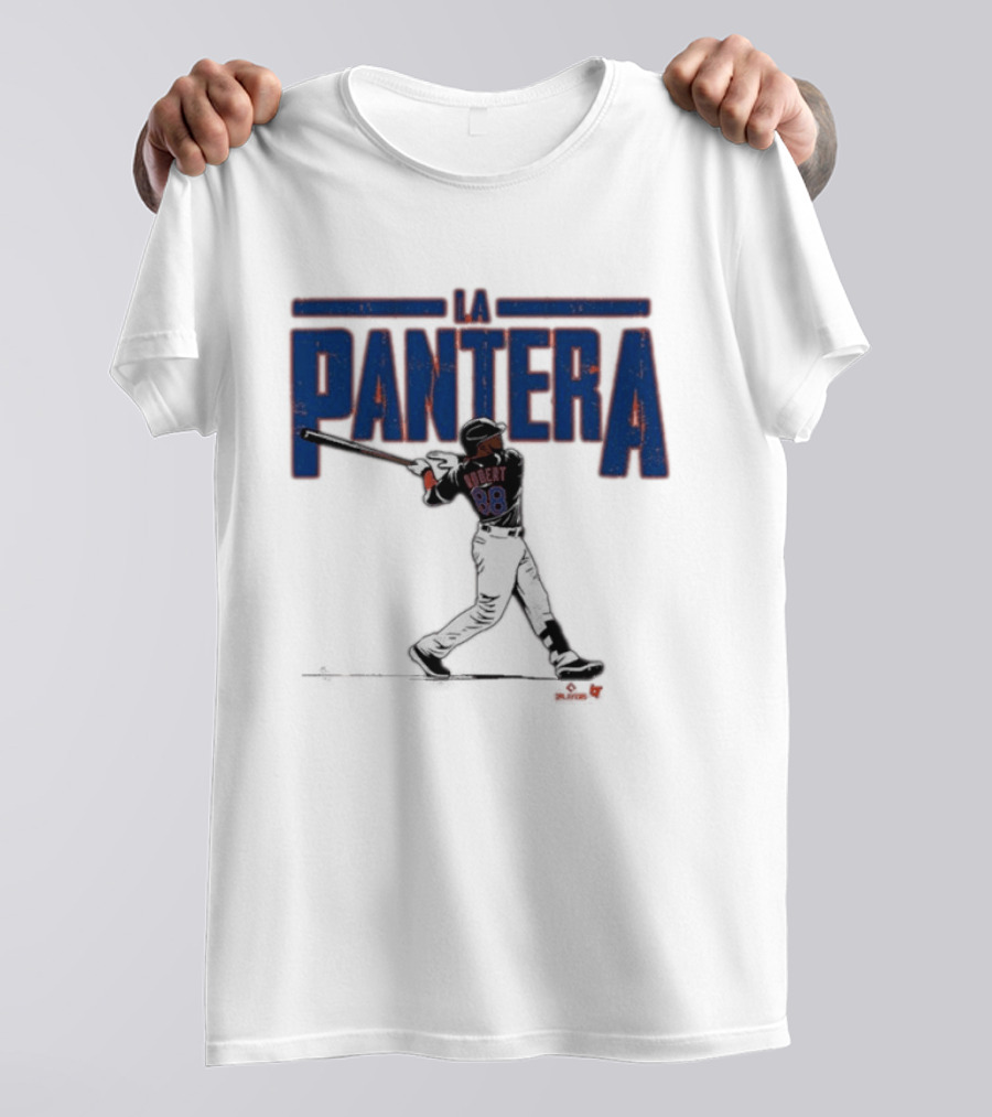 Luis Robert Jr La Pantera Baseball Player 88 Queens T-Shirt