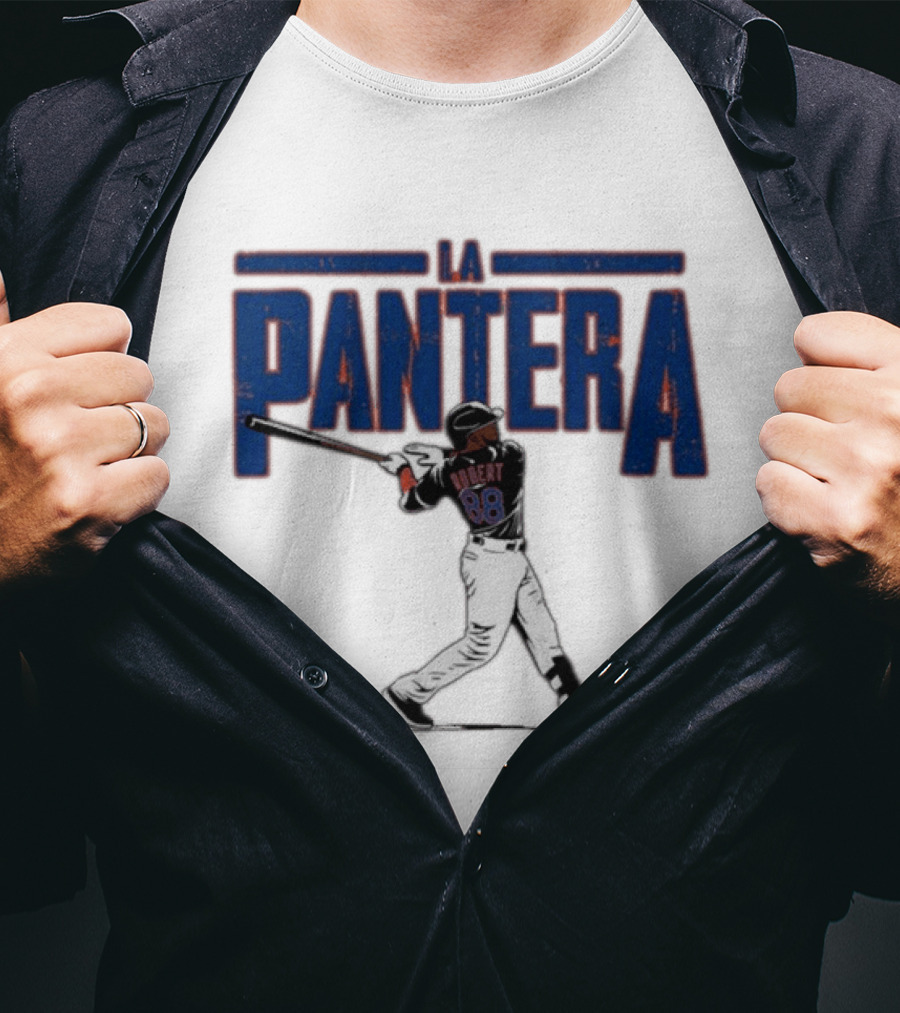 Luis Robert Jr La Pantera Baseball Player 88 Queens T-Shirt
