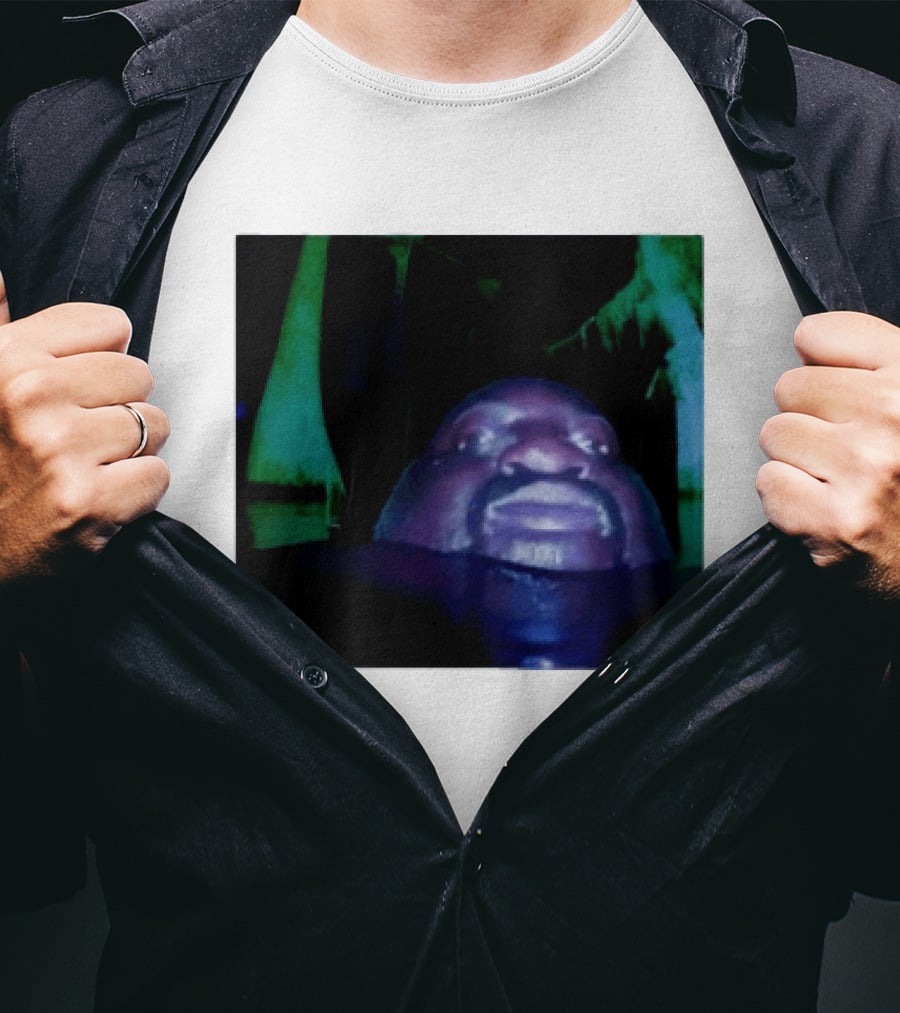 Shaquille O'Neal Meme Head Emerging From Swamp T-Shirt