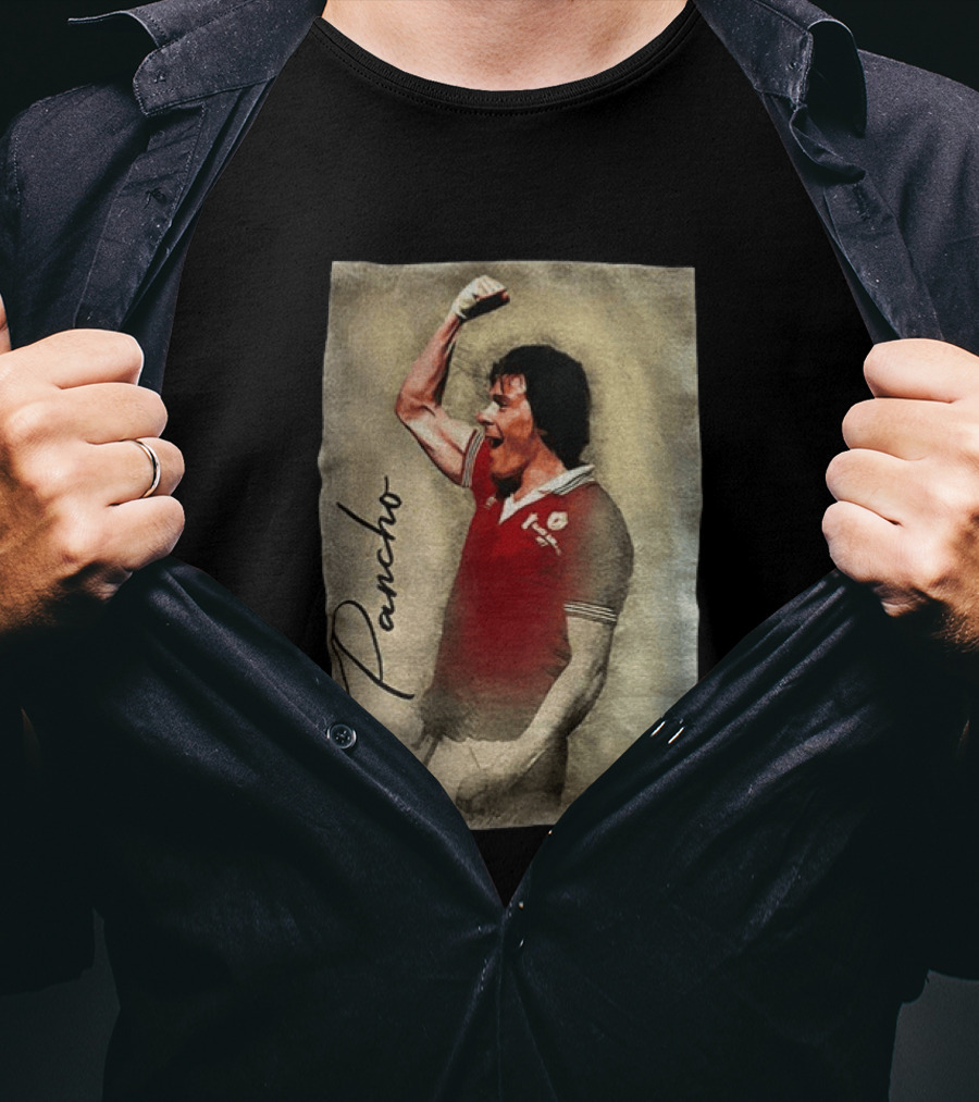 Steve Coppell Manchester United Pancho Celebration Football Memorabilia T-Shirt
