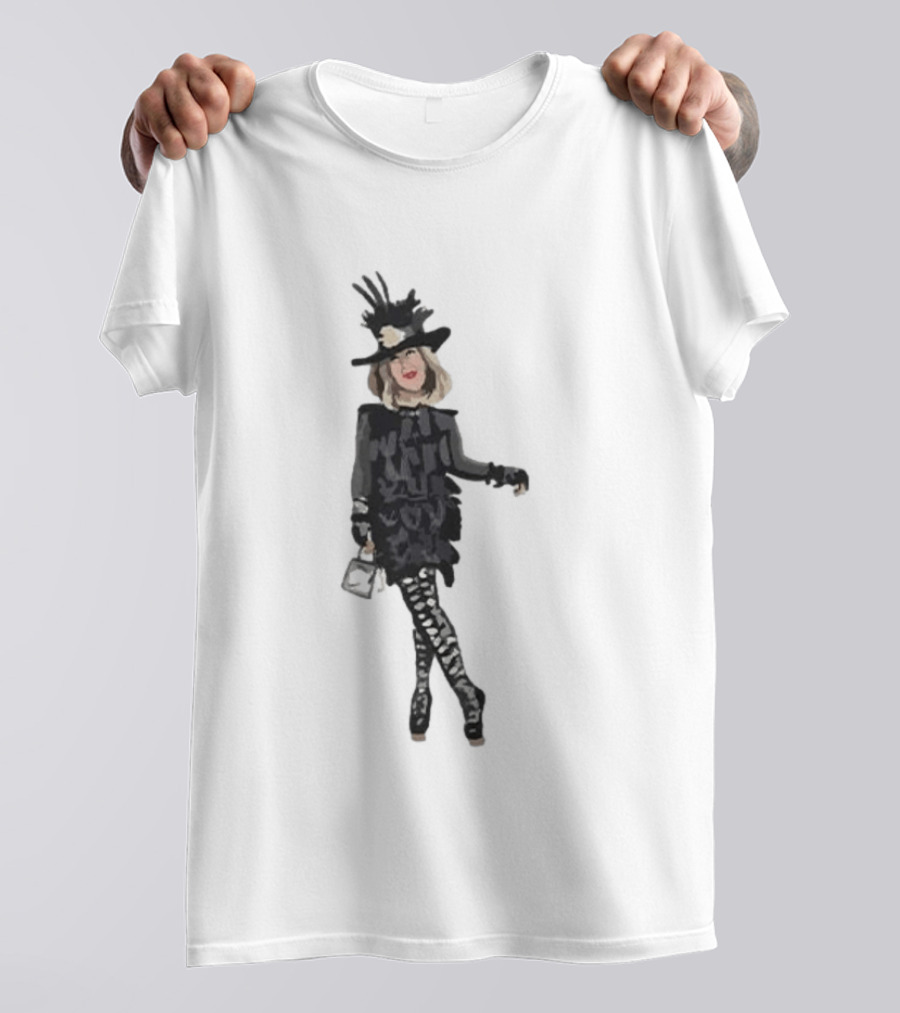 Catherine O'Hara Moira Rose Eccentric Fashion Style Iconic Outfit T-Shirt