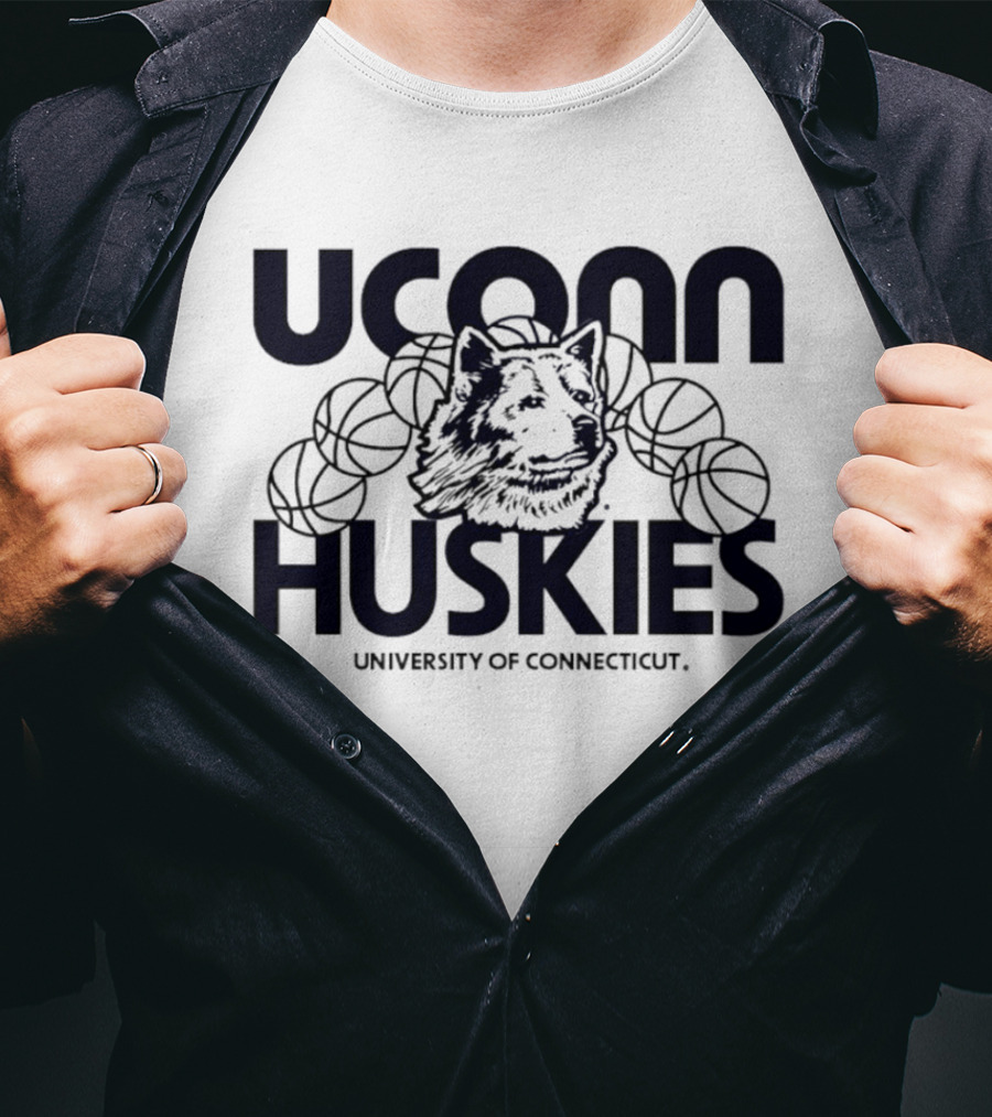 UConn Huskies Basketball 1970s University Of Connecticut T-Shirt