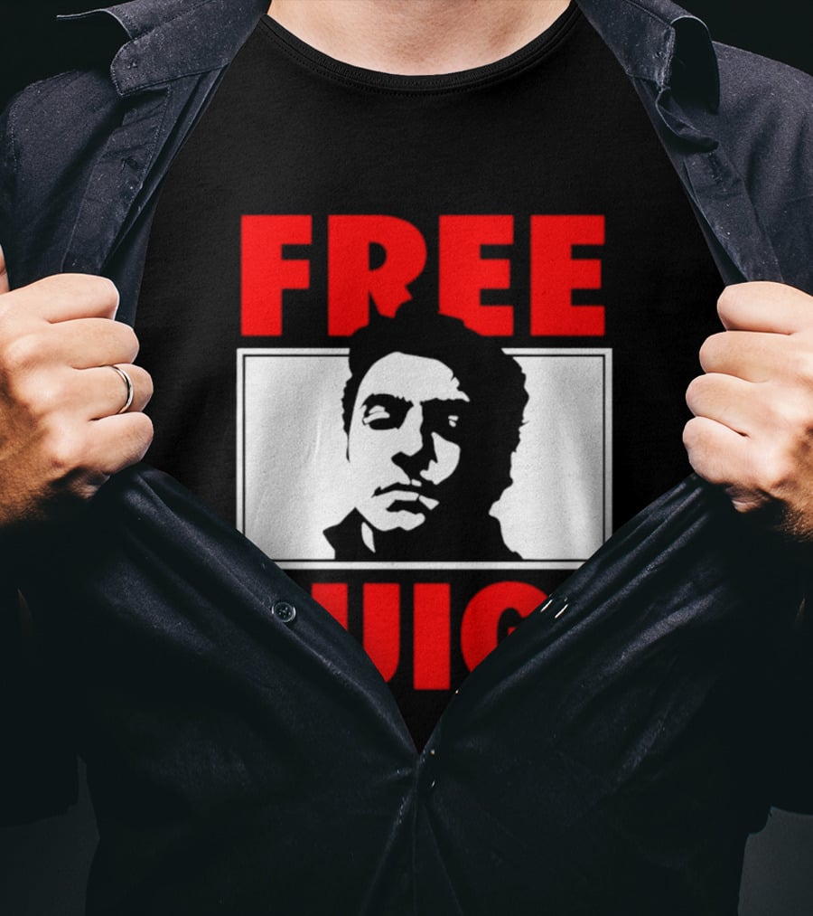 Free Luigi Mangione Shot Face Red T-Shirt