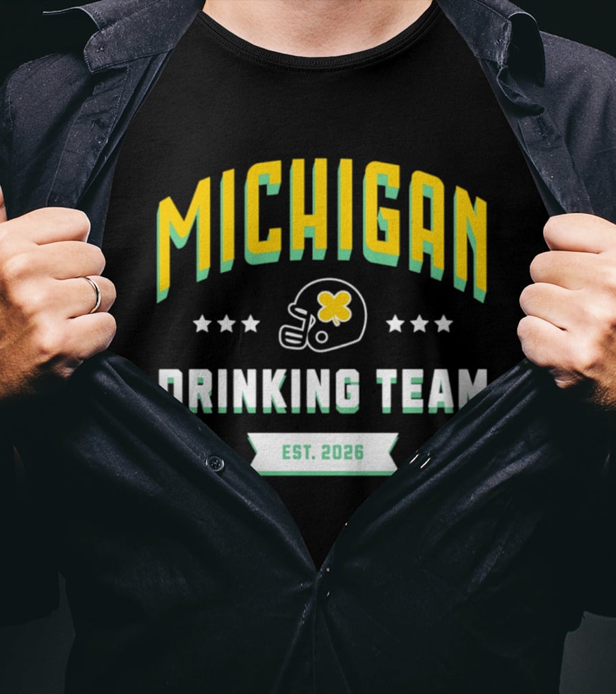 Michigan Wolverines Drinking Team St Patrick's Day Est 2026 Football Helmet Four Leaf Clover T-Shirt